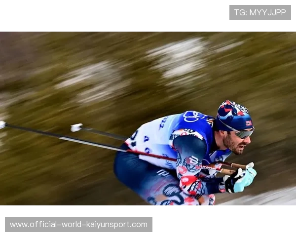 滑雪越野赛道恶劣天气,选手发挥考验极限,滑雪越野比赛 滑雪越野赛道恶劣天气,选手发挥考验极限,滑雪越野比赛